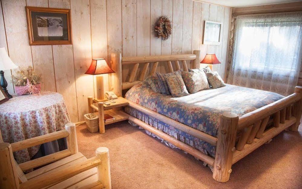 Log Inn ボナーズ・フェリー エクステリア 写真